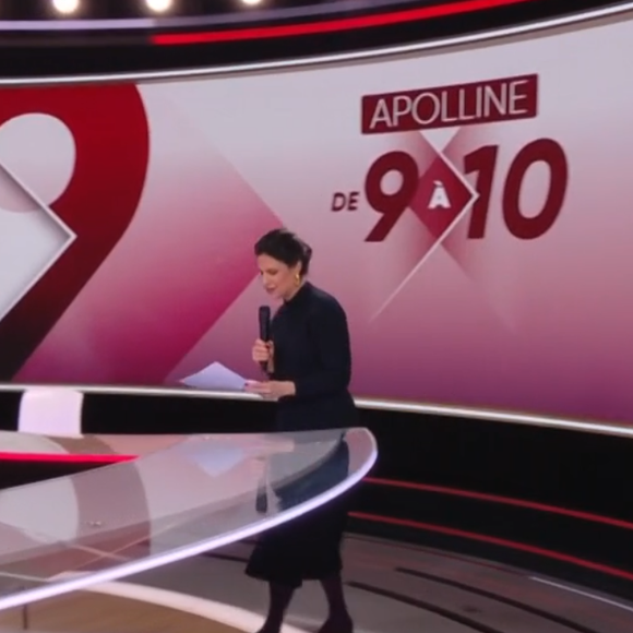 Apolline de Malherbe contrainte d'avoir un micro-main à la suite d'un imprévu, le 14 mars 2025, sur BFMTV