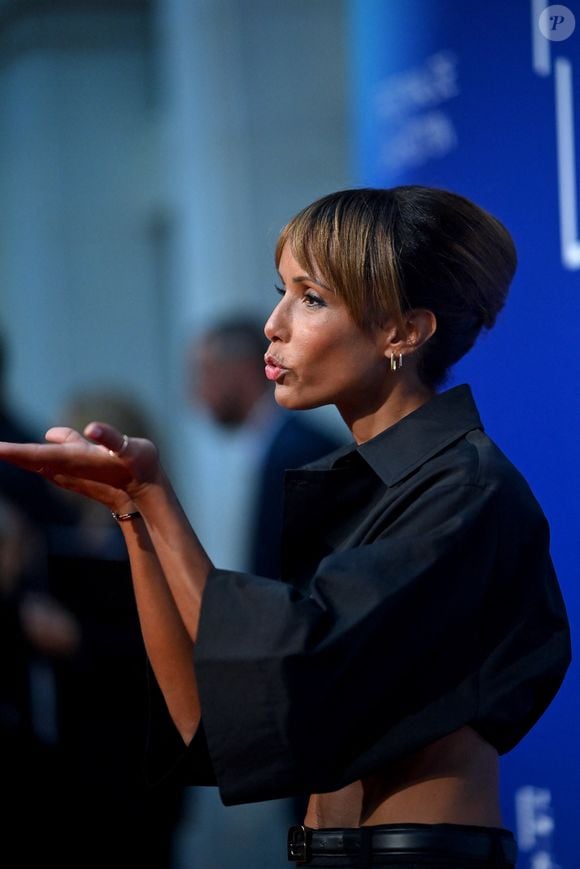 Sonia Rolland assiste au photocall du jury lors du 26e Festival de la fiction de La Rochelle le 10 septembre 2024 à La Rochelle, France. Photo par Franck Castel/ABACAPRESS.COM