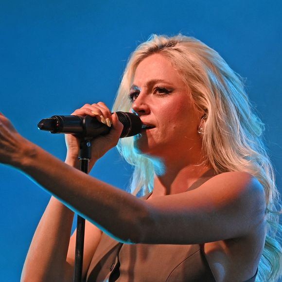 BGUK_3312181 - Kendal, ROYAUME-UNI Pixie Lott, enceinte, se produit au festival Kendal Calling.



Sur la photo : Pixie Lott