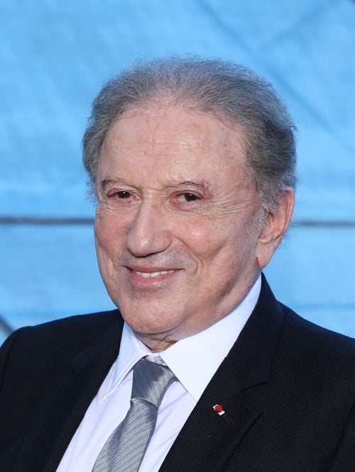 Michel Drucker a son favori pour l'échéance de 2027 : "En plus, j’adore sa compagne !"