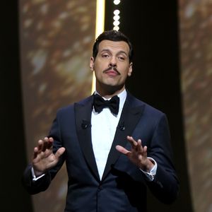 Laurent Lafitte rempile dans le costume du maître de cérémonie du Festival de Cannes 

Laurent Lafitte (maître de cérémonie) - Cérémonie d'ouverture du 69ème Festival International du Film de Cannes © Borde-Jacovides-Moreau/Bestimage