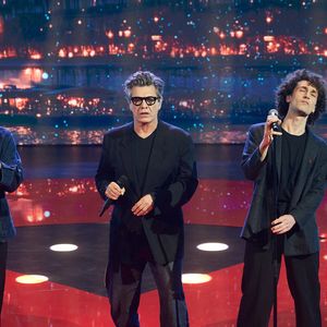 Exclusif - Marc Lavoine et TerreNoire lors de l’enregistrement de l’émission “Les stars s’unissent pour le Sidaction” au théâtre Marigny à Paris, France, le 11 mars 2025. L’émission sera diffusée en prime le 22 mars sur France 2. © Guirec-Moreau/ Bestimage