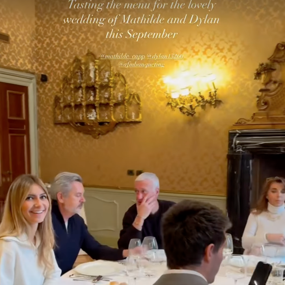 Didier Deschamps teste le menu qui sera servi au futur mariage de son fils Dylan.
Crédit : Instagram/mathilde_capp