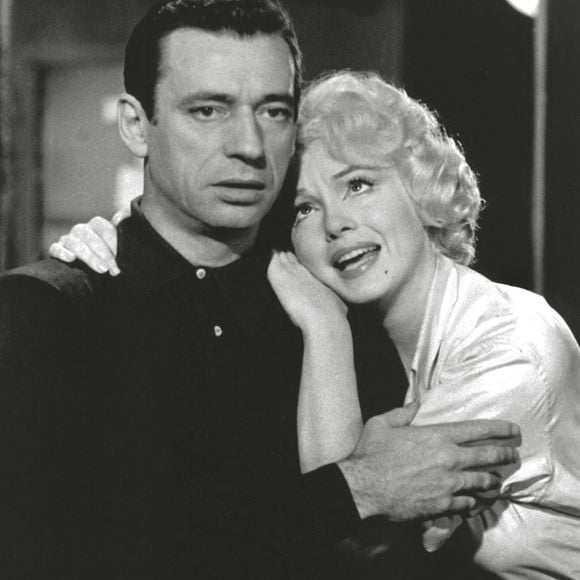 Yves Montand et Marilyn Monroe sur le tournage de "Let's Make Love" en 1960 à Los Angeles. Photo par Lfi/Photoshot/Abaca
