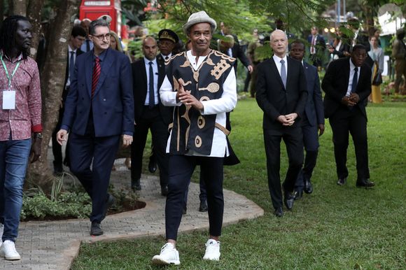 De retour à Yaoundé, au Cameroun, il a construit un complexe hôtelier, sur les terres du country-club qu'avait érigé son père Zacharie, né dans ce pays d'Afrique centrale


Le président français Emmanuel Macron et Yannick Noah  au village Noah pour un débat avec la société civile et un concert, Yaoundé, Cameroun, le 26 juillet 2022. Emmanuel Macron effectue une tournée africaine de trois jours au Cameroun, au Bénin et en Guinée-Bissau.  © Stéphane Lemouton/Bestimage