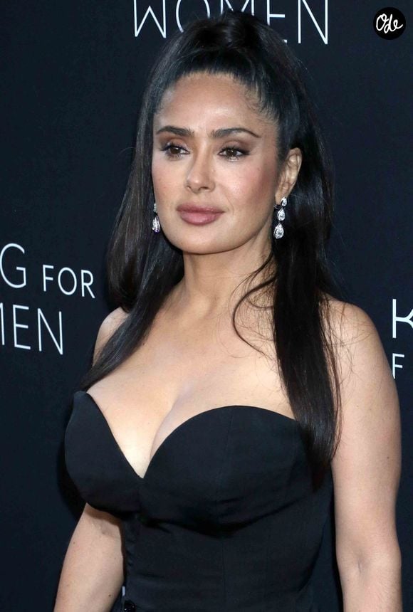 Salma Hayek Pinault lors du quatrième dîner annuel Caring for Women de la Kering Foundation, qui s'est tenu au restaurant The Pool le 11 septembre 2025 à New York. 

© PPS/Bestimage