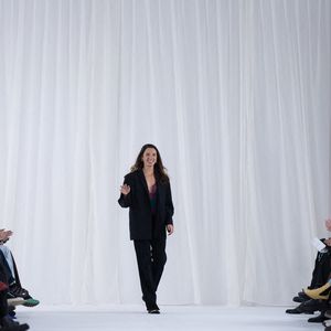 Elle a vu ses pièces portées par Rihanna, Lady Gaga, Emily Ratajkowski ou encore l'actrice Camille Razat d'Emily in Paris !

Alice Vaillant au défilé Vaillant Studio, prêt-à-porter automne-hiver 2023/2024 lors de la Fashion Week de Paris (PFW) le 28 février 2023. © Jeremy Melloul / Bestimage