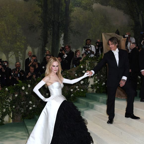 Mariés depuis 2006, l’actrice et le chanteur de country ont choisi une procédure simple et sans conflits, avec un accord financier jugé exemplaire par des experts. 

Nicole Kidman et Keith Urban au Met Gala de New York, le 6 mai 2024. © Photo Image Press via ZUMA Press Wire