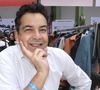 Malgré quelques difficultés (chaleur, affluence), les visiteurs ont globalement apprécié l’événement.

Patrick Cohen en dédicace lors du 5ème festival du Livre de Paris au Grand Palais (17 - 19 avril 2026) à Paris, le 19 avril 2026.
© Cédrice Perrin / Bestimage