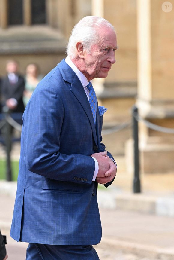 Le roi Charles III à l'office des Matines de Pâques à la chapelle St George du château de Windsor, à Windsor, au Royaume-Uni, le 20 avril 2025. Photo par Zak Hussein/Splash News/ABACAPRESS.COM