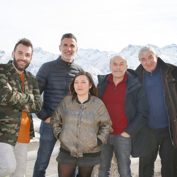 Laurent Ournac, Patrick Guérineau, Candiie, Patrick Paroux, Thierry Heckendorn de Camping Paradis - Photocall lors du 22ème Festival des créations télévisuelles de Luchon. Le 8 février 2020
© Christophe Aubert via Bestimage