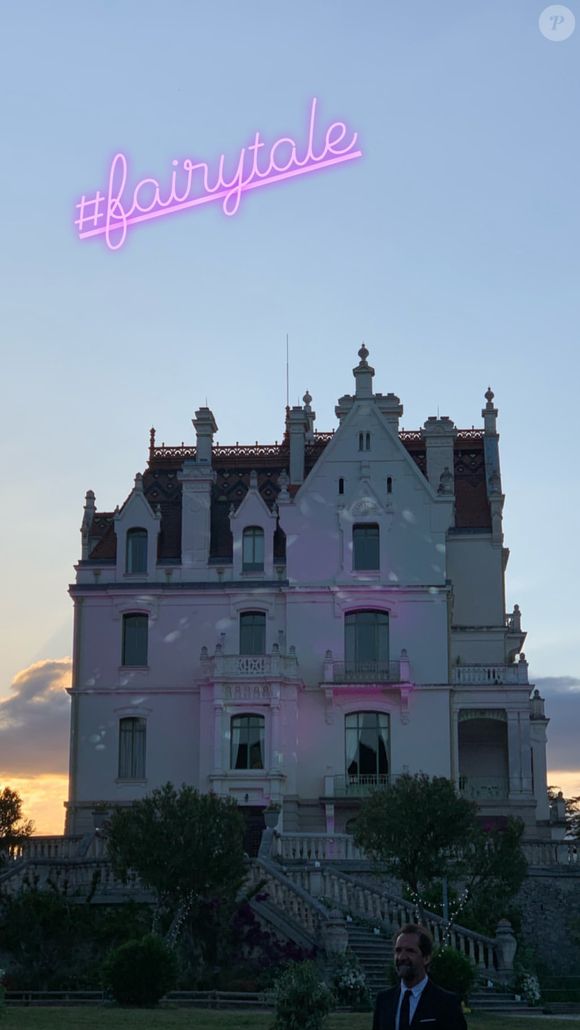 Image du mariage de François-Xavier Demaison et Anaïs Tihay, le 7 juin 2019 au château de Valmy à Argelès-sur-Mer (Pyrénées-Orientales), partagée par Laurie Cholewa dans sa story Instagram.