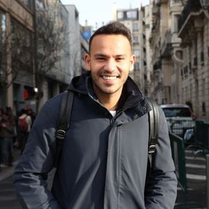 Interviewé sur NRJ, Mohamed Bouhafsi a fait des confidences sur son parcours dans l'émission "C à Vous"

Mohamed Bouhafsi aperçu dans les rues de Neuilly-sur-Seine. ©  Agence / Bestimage