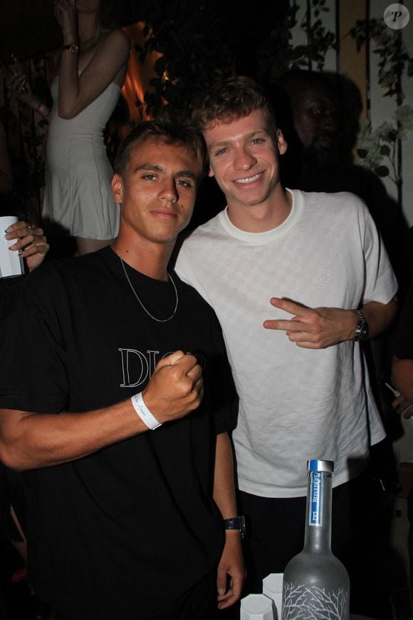 Exclusif - Kauli Vaast, Léon Marchand - Soirée au club L'Arc avec les champions olympiques lors des Jeux Olympiques Paris 2024. Le 10 août 2024
© Baldini / Bestimage