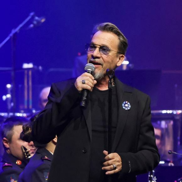 Florent Pagny lors du concert caritatif "Sentinelles d'un soir" au profit de l'association Bleuet de France à la salle Pleyel à Paris le 30 mai 2024.

© Jack Tribeca / Bestimage
