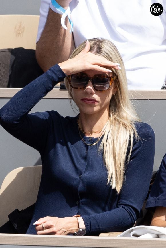 Marion Rousse dans les tribunes lors des Internationaux de France de Tennis de Roland Garros 2026, à Paris, France, le 5 juin 2026. © Jacovides-Moreau/Bestimage