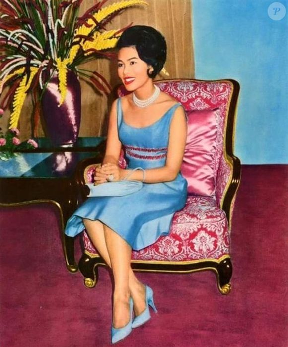 "J'avais entendu qu'elle n'allait pas bien, et comme elle avait plus de 90 ans, je savais que ce jour viendrait (...) Je me sens triste car elle était une figure maternelle pour le pays, et maintenant elle n'est plus là", a confié à Bangkok une employée de maison de 53 ans prénommée Sasis Putthasit selon "Paris Match"

Sirikit Kitiyakorn sur X