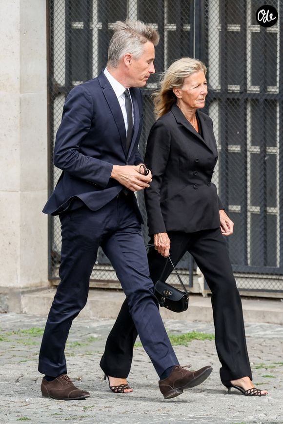Nicolas Escoulan, Claire Chazal - Arrivées aux obsèques de Mathilde Favier en l'église Saint-Sulpice à Paris le 31 aout 2026. © Dominique Jacovides-Cyril Moreau/Bestimage