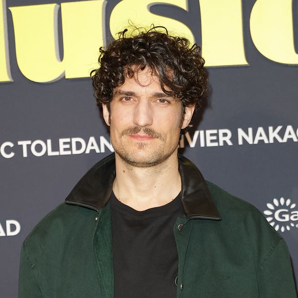 Louis Garrel - Première du film "Juste une illusion" au cinéma Le Grand Rex à Paris le 22 mars 2026. © Coadic Guirec/Bestimage