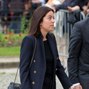 Anouchka Delon - Arrivées aux obsèques de l'auteure-compositrice-interprète et actrice française Françoise Hardy au crématorium du cimetière du Père-Lachaise à Paris, France, le 20 juin 2024. © Jacovides-Moreau/Bestimage
