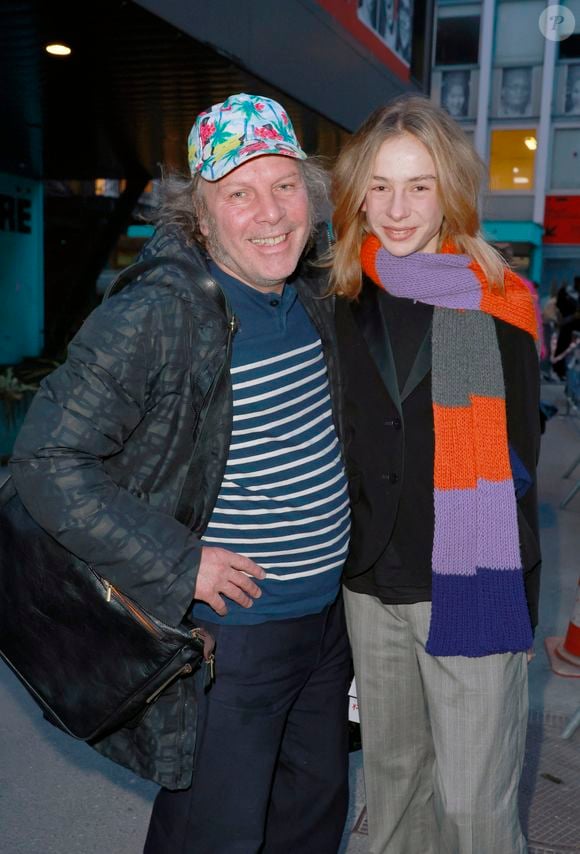 Philippe Katerine et son fils Billy au défilé Walter Van Beirendonck "Collection Homme Prêt-à-Porter Automne/Hiver 2026-2027" lors de la Fashion Week de Paris (PFW) le 21 janvier 2026.

© Christophe Aubert / Bestimage