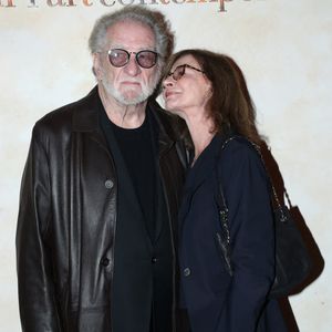 Eddy Mitchell et sa femme Muriel Bailleul - « Voir venir Venir voir », Célébration des 40 ans de la Fondation Cartier pour l'art contemporain avec la « Traversée du chantier de la nouvelle Fondation Cartier »,  place du Palais Royal, dont l'ouverture se fera en décembre 2025. Paris, France, le 18 octobre 2024. © Bertrand Rindoff/Bestimage