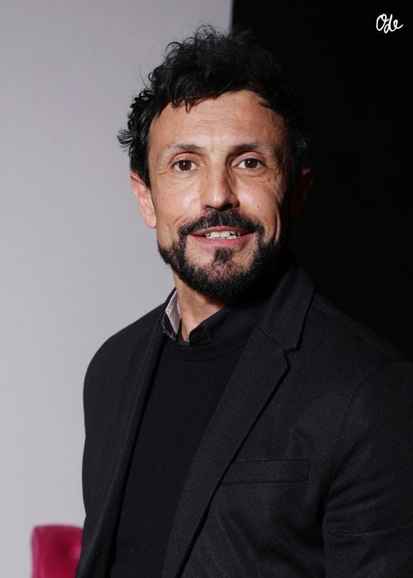 Le comédien incarne aussi un personnage emblématique de "Fort Boyard" sur France 2 depuis 2013

Exclusif - Willy Rovelli - Soirée d' ouverture de la 16ème édition de l'évènement caritatif "Glisse en coeur" au Grand Bornand le 21 mars 2025. © Denis Guignebourg/Bestimage