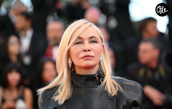 Les deux artistes se sont mariés en 2008 et séparés en 2011.

Emmanuelle Béart - Montée des marches du film "Garance" lors du 79ème Festival International du Film de Cannes, le 17 mai 2026.
© Rachid Bellak/Bestimage