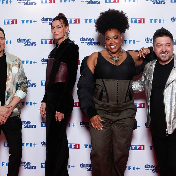 Et d'après les informations du "Figaro", tout le monde touche un salaire très confortable pour toute l'aventure

Jean-Marc Généreux, Fauve Hautot, Mel Charlot, Chris Marques - Photocall pour le lancement de la nouvelle saison de l'émission "Danse avec les stars 2024 (DALS)" à la Tour TF1 à Boulogne-Billancourt. Le 25 janvier 2024
© Christophe Clovis / Bestimage