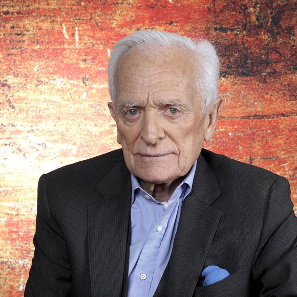 Exclusif - Portrait de Philippe Labro lors de l'enregistrement de l'émission "Chez Jordan de Luxe" à Paris. Le 17 avril 2024
© Cédric Perrin / Bestimage