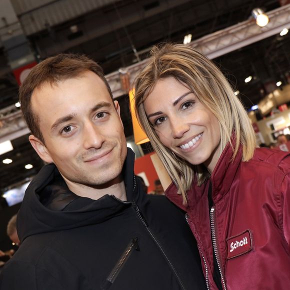 Hugo Clément et sa compagne Alexandra Rosenfeld (Miss France 2006) - Salon du livre de Paris le 16 mars 2019. © Cédric Perrin/Bestimage