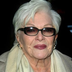 Archives - Line Renaud lors du lancement du Sidaction 2010 au Casino de Paris, à Paris le 3 mars 2010.
JLPPA / Bestimage