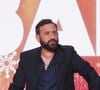 Exclusif - Cyril Hanouna sur le plateau de l'émission "Touche pas à mon poste" (TPMP) diffusée en direct sur C8 le 17 décembre 2024. © Jack Tribeca / Bestimage