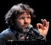 Les sujets sur l'affaire Bertrand Cantat pleuvent depuis la sortie du documentaire "De rockstar à tueur : le cas Cantat" diffusé sur Netflix.
Exclusif - Bertrand Cantat (ex-membre du groupe "Noir Désir" et actuel membre du groupe "Détroit") fait une pause dans sa carrière musicale et se lance dans une tournée de lecture de textes poétiques avec deux musiciens autour de lui. © Patrick Bernard/ Bestimage