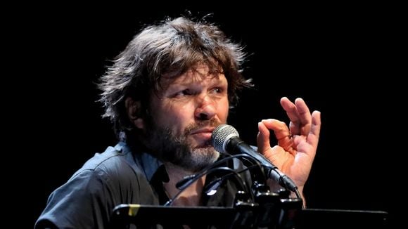 "Il n’a pas pleuré" : Bertrand Cantat face à la tombe de Krisztina Rády, la mère de ses enfants, un homme raconte