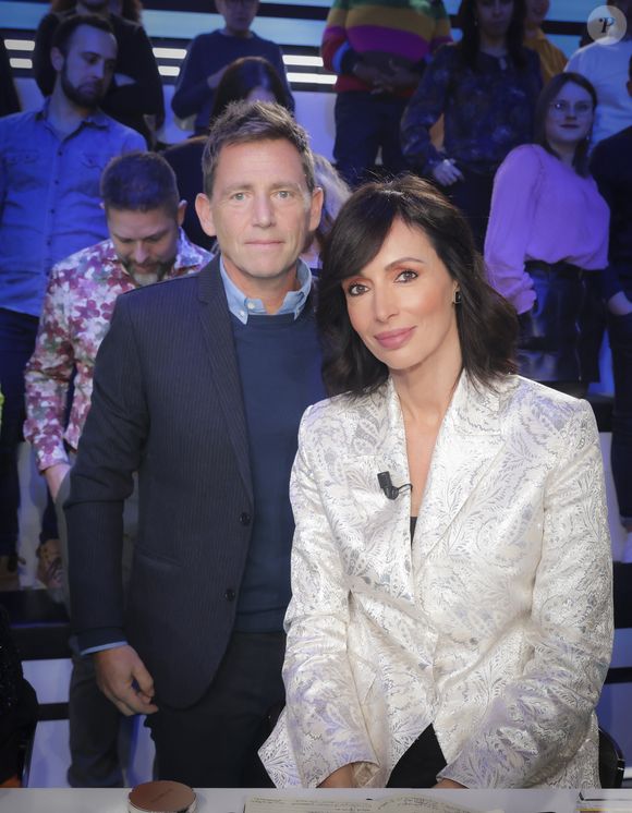 Exclusif - Daniel Riolo et sa compagne Géraldine Maillet - Sur le plateau de l’émission TPMP (Touche Pas à Mon Poste) présentée en direct par C.Hanouna et diffusée sur C8 - Paris le 02/01/2023 - © Jack Tribeca / Bestimage