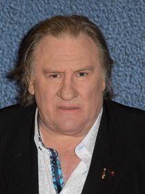 Gérard Depardieu : après plusieurs années d'attente, il relance la construction de sa maison en Normandie