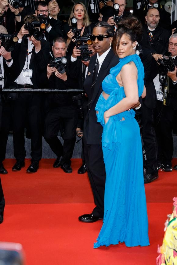 Rihanna et A$AP Rocky quittent la première de 'Highest 2 Lowest' lors du 78ème Festival de Cannes au Palais des Festivals à Cannes, France, le 19 mai 2025.  © DPA/ABACA