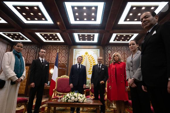 Le président de la République française Emmanuel Macron et le roi Mohammed VI lors de leur entretien au palais royal à Rabat, au premier jour de la visite officielle du chef de l'Etat et de la première dame, B.Macron au Maroc, le 28 octobre 2024.
Jeanne Accorsini / Pool / Bestimage