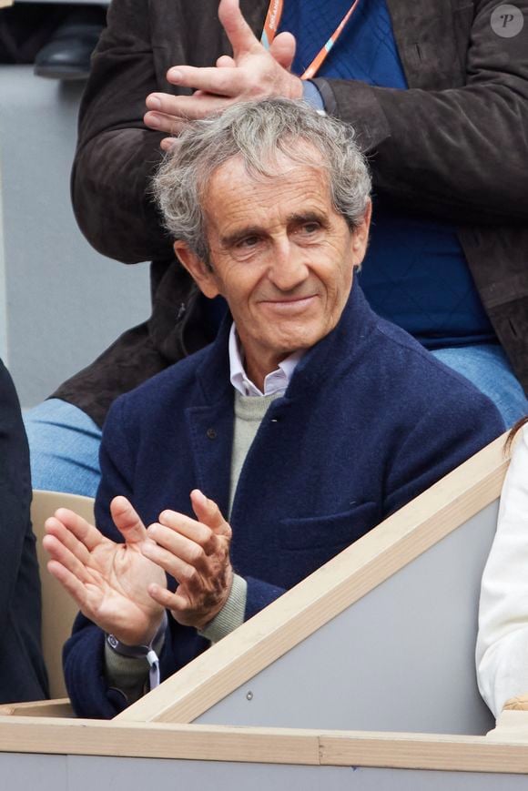 Alain Prost dans les tribunes au même moment dans les tribunes des Internationaux de France de tennis de Roland Garros 2024 à Paris, France, le 2 juin 2024. © Jacovides-Moreau/Bestimage