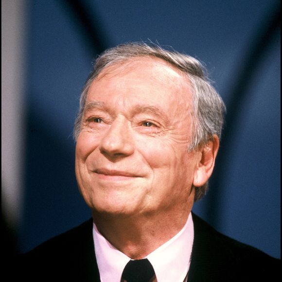 Louis de Funès et Yves Montand forment un duo comique incroyable dans La folie des grandeurs

Archives - Yves Montand. AGENCE / BESTIMAGE