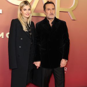 Gilles Lellouche (montre Audemars Piguet), sa compagne Alizée Guinochet -  Photocall de la 50ème édition de la cérémonie des César à l'Olympia à Paris, France, le 28 février 2025 © Dominique Jacovides - Olivier Borde / Bestimage