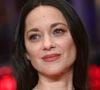"On a trouvé un endroit dont on est tombé amoureux et donc on a bougé", confiait l’actrice, qui a longtemps vécu dans la capitale, intra-muros, à Marie-Claire.

Marion Cotillard - Première du film "The Ice Tower" lors de la 75ème édition du festival international du film de Berlin (La Berlinale 2025), le 16 février 2025.
Action Press / Bestimage