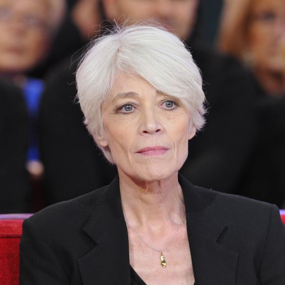 La chanteuse s’est éteinte à 80 ans le 11 juin 2024

Francoise Hardy - Enregistrement de l'emission " Vivement Dimanche" a Paris le 30 Octobre 2012. AGENCE / BESTIMAGE