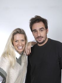 Aurore Delplace (Un si grand soleil) et Kevin Levy en couple depuis 17 ans : ils habitent une maison dans l'Hérault, où ils se sont mariés dans le jardin