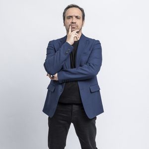 Exclusif -  Alexandre Astier - Jour 2 - Studio - Enregistrement de l'émission "Le grand restaurant,  la guerre de l’étoile », diffusée le 15 décembre sur M6
© Cyril Moreau / Bestimage