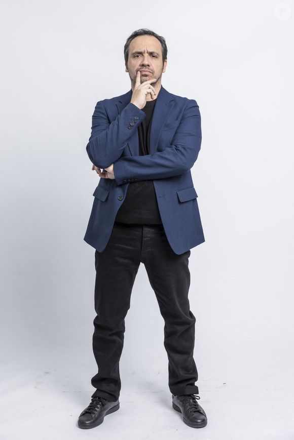 Exclusif -  Alexandre Astier - Jour 2 - Studio - Enregistrement de l'émission "Le grand restaurant,  la guerre de l’étoile », diffusée le 15 décembre sur M6
© Cyril Moreau / Bestimage