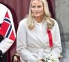 Un coup dur pour la Couronne norvégienne qui fait déjà face aux graves problèmes de santé de la princesse Mette-Marit, atteinte d'une fibrose pulmonaire

La princesse héritière Mette-Marit (La princesse Mette-Marit de Norvège), accueillant le défilé des enfants d'Asker lors des célébrations de la fête nationale norvégienne de 2026 au manoir de Skaugum à Asker, près d'Oslo, en Norvège. 17 mai 2026 Dana Press / Bestimage