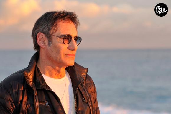 Depuis plusieurs années, il est l'heureux propriétaire d'une splendide demeure de l'autre côté de la Méditerranée, au Maroc.

Gérard Lanvin pose à Nice pour la promotion de son film "Amitiés sincères" le 15 janvier 2013.

©Bestimage