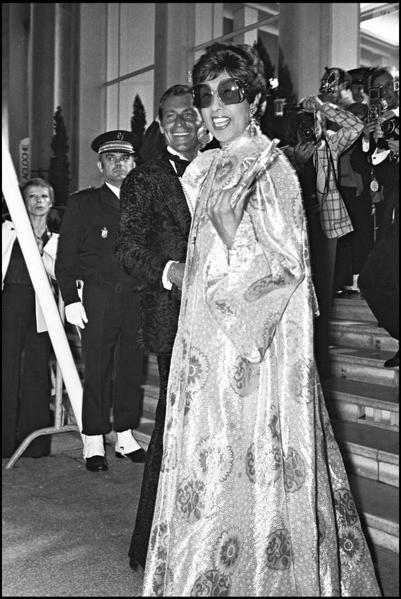 La villa principale jouit d’une surface de 526 m2 auxquels s’ajoutent 236 m2 de sous-sol

Archives - Joséphine Baker au Festival de Cannes en 1974. ANGELI-RINDOFF / BESTIMAGE